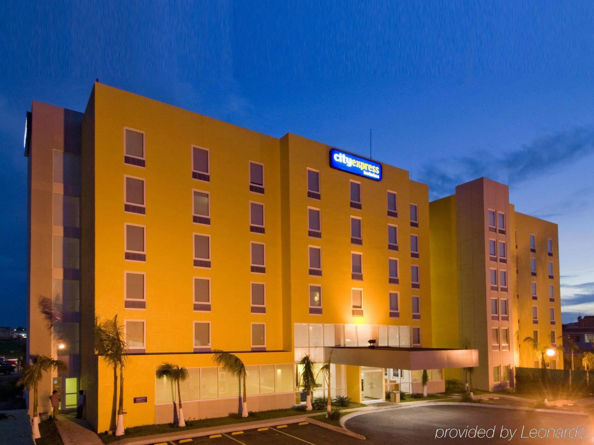 City Express Coatzacoalcos Exteriér fotografie
